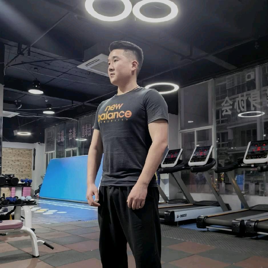 我叫欢仔吖