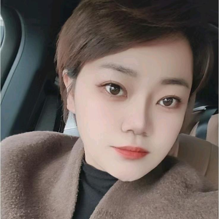 做美业的木子老丝