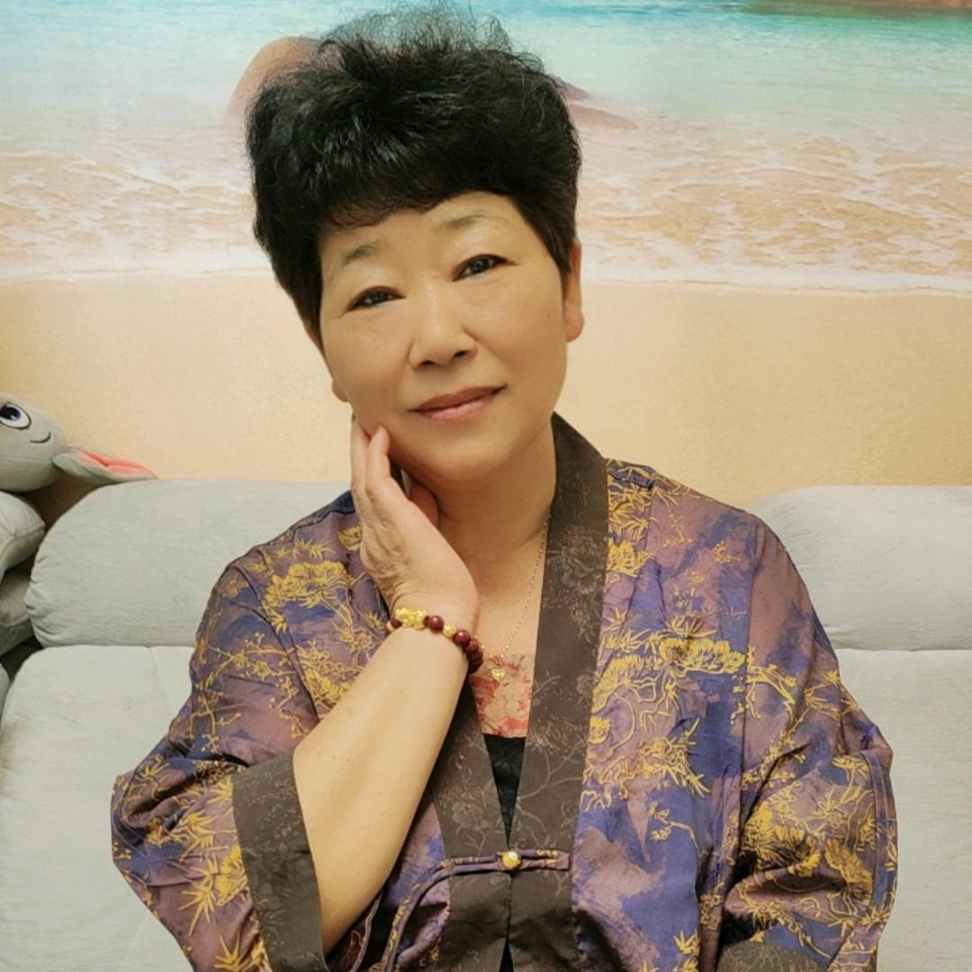 阿莲