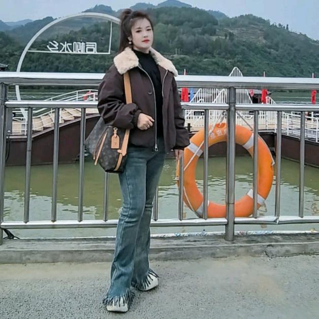 淡定  《 拒私聊》