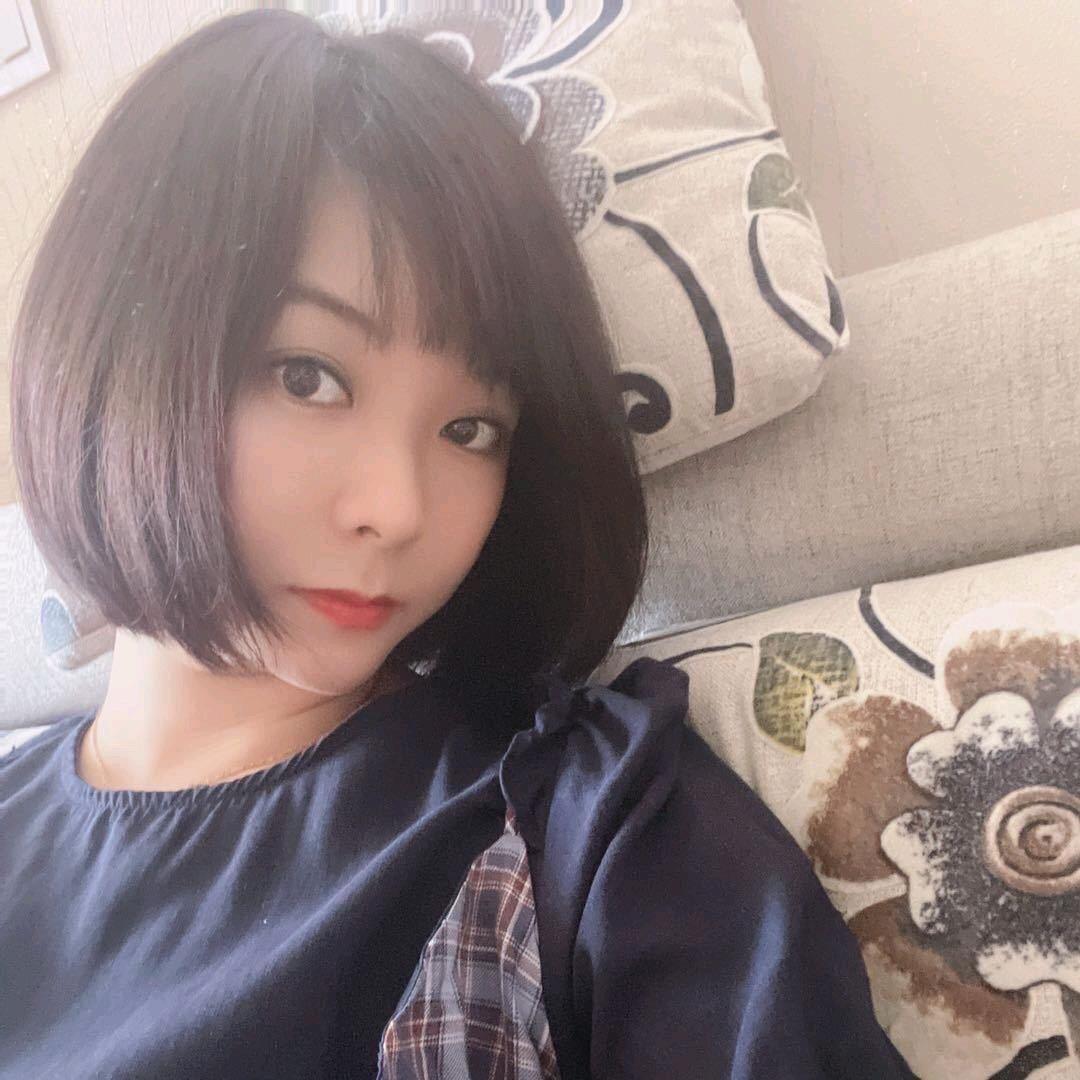 英子