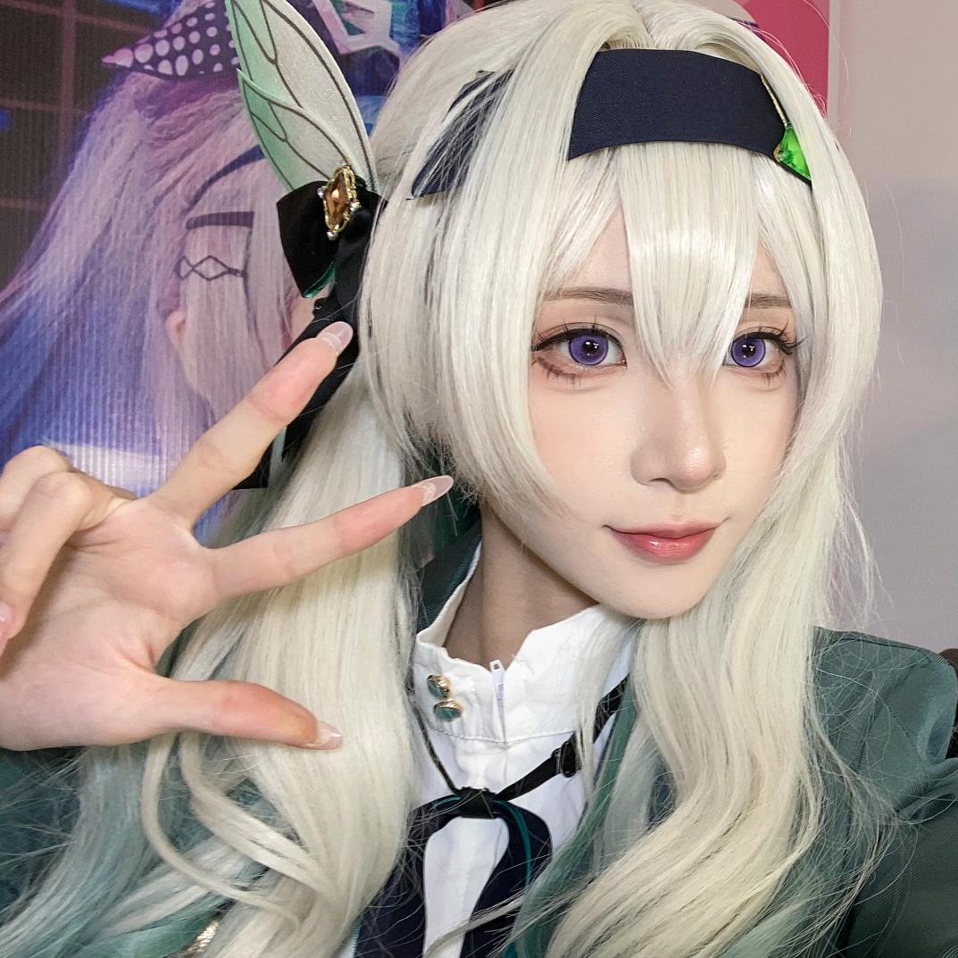 瓶瓶电竞👿顶护小霖