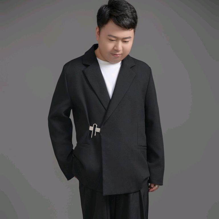 依然