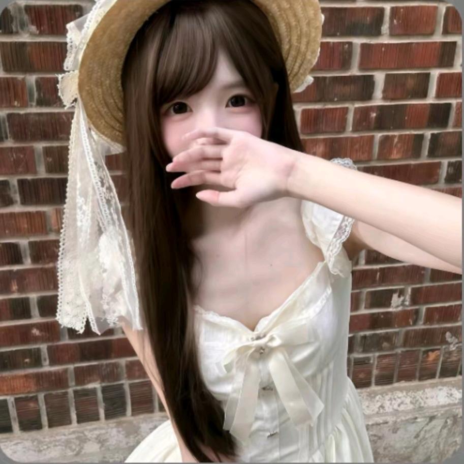 我的名字叫管欣妍。