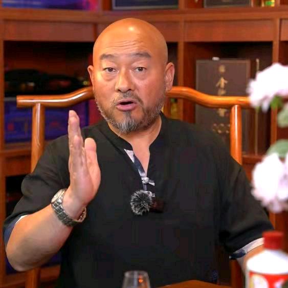 老魏爱喝点