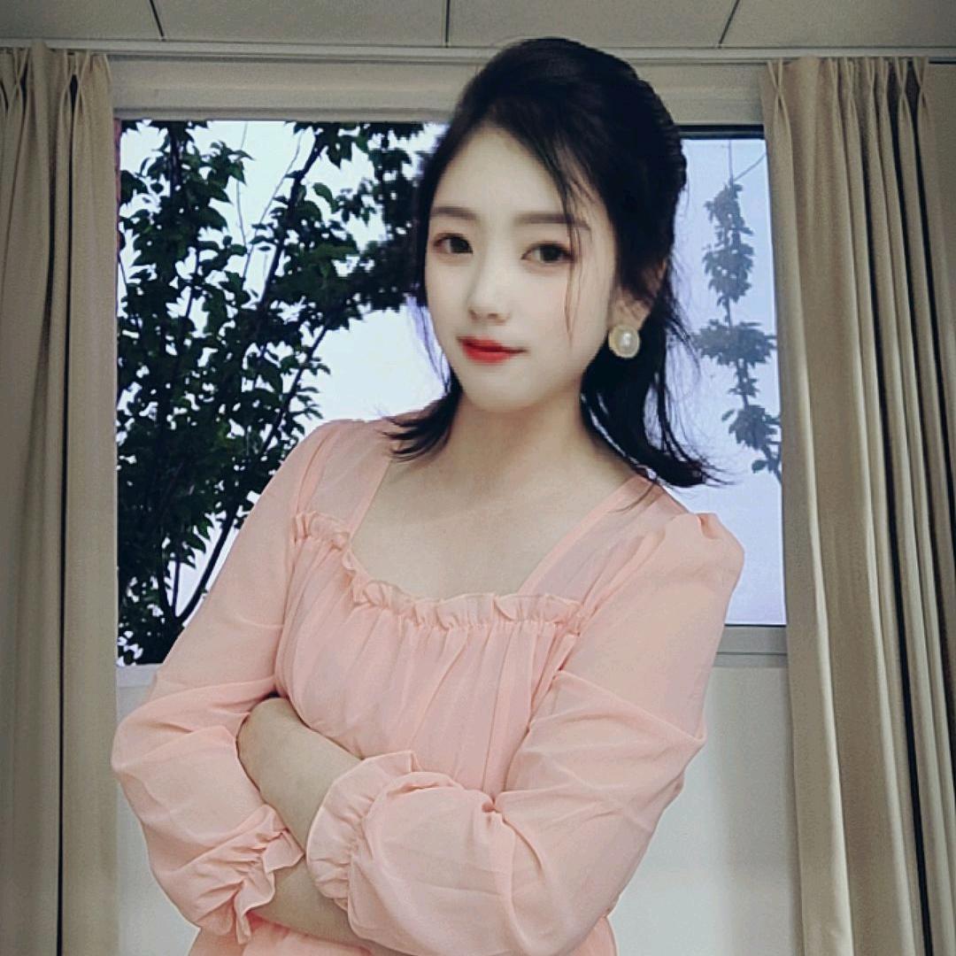 李姐⁹⁹⁸