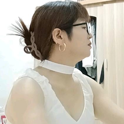 豪爽姐姐