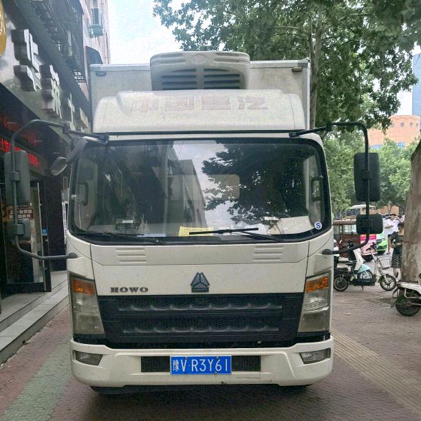 努力赚钱养家