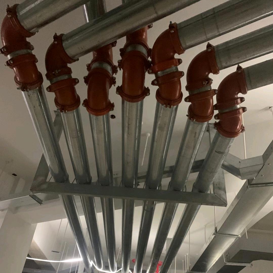 消防施工队 小余