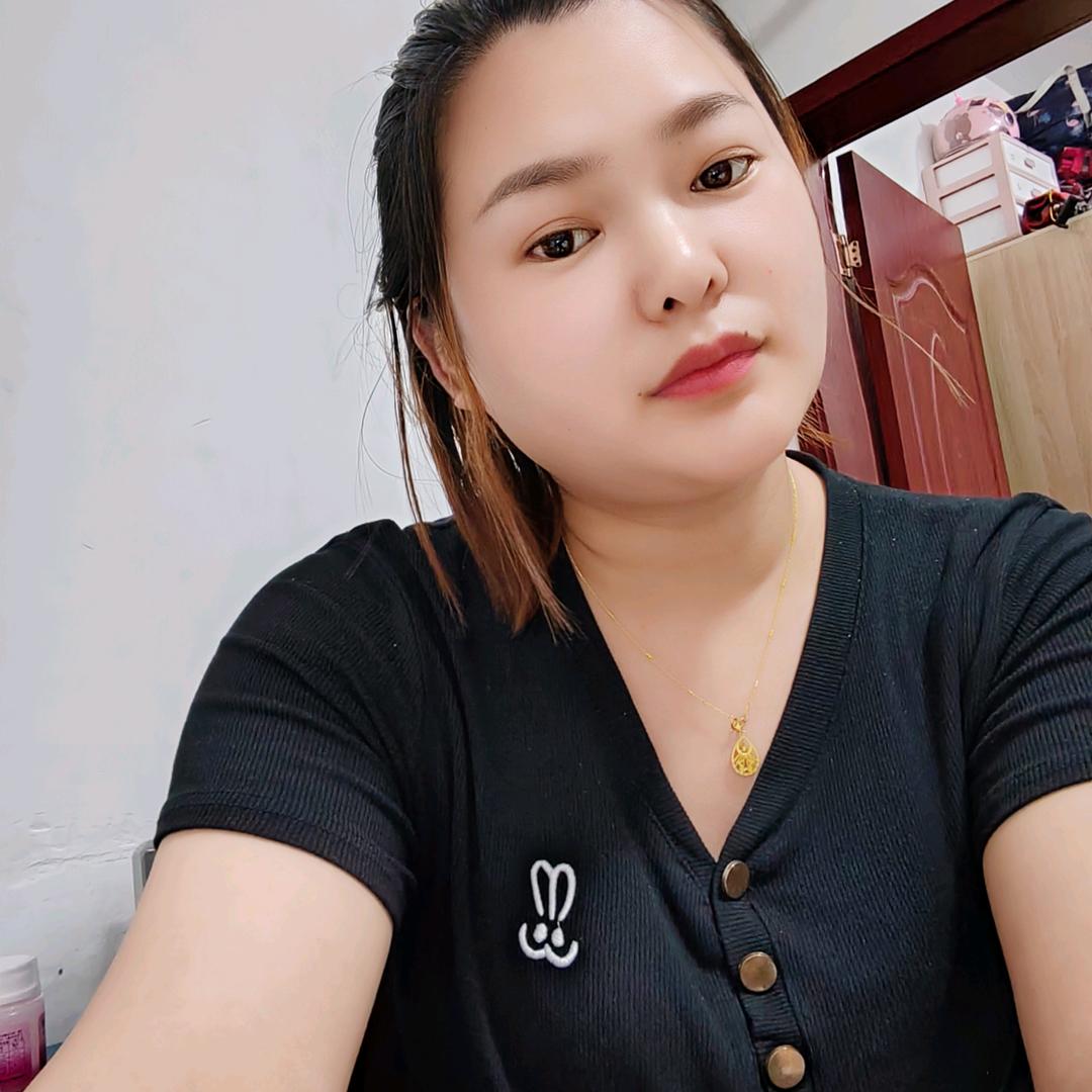 㿝 ｰ̀εｰ氼（xiang   ni）