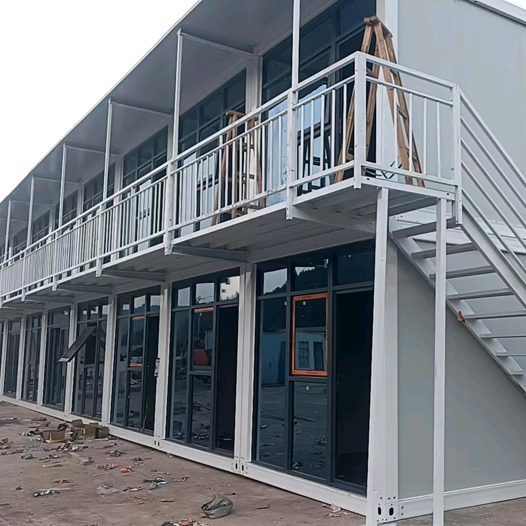 四川自贡荣县老廖专业安装打包箱团队