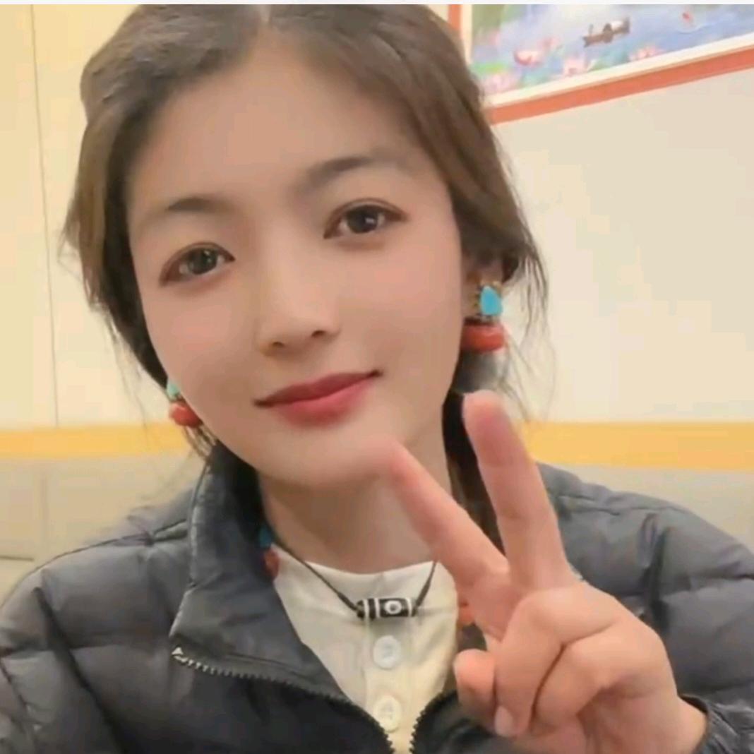 🍂农村姑娘🍁德吉🍁