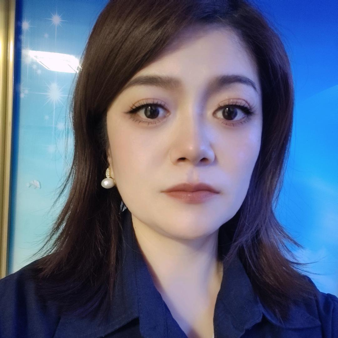 呼图壁化妆师艾米（新娘妆）