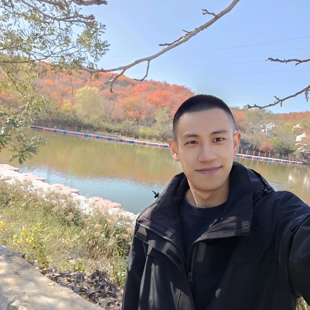喜欢旅行吖  😉