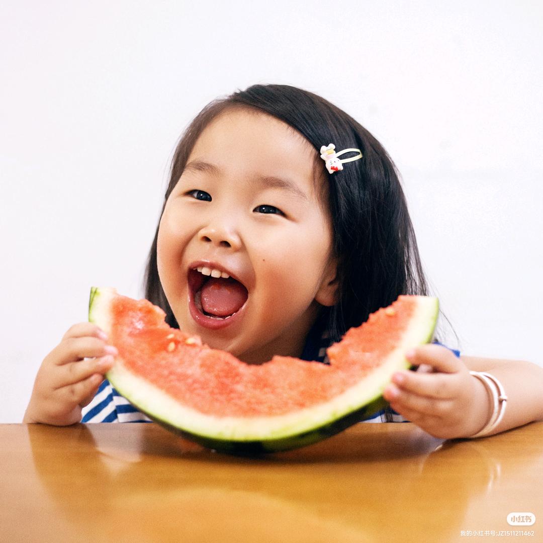 是嘻嘻吖