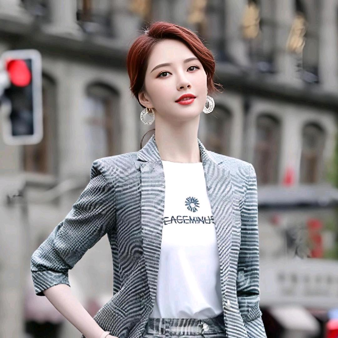 元·典 精品服饰工厂店