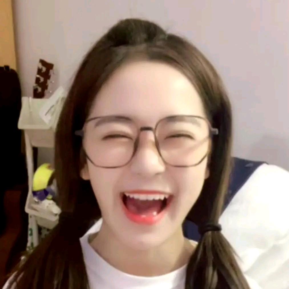 吃着炸鸡的老虎