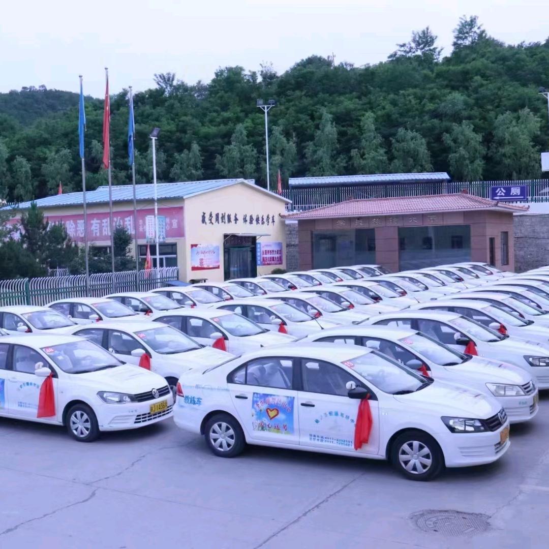 圣恒通驾校办公室贺永岗