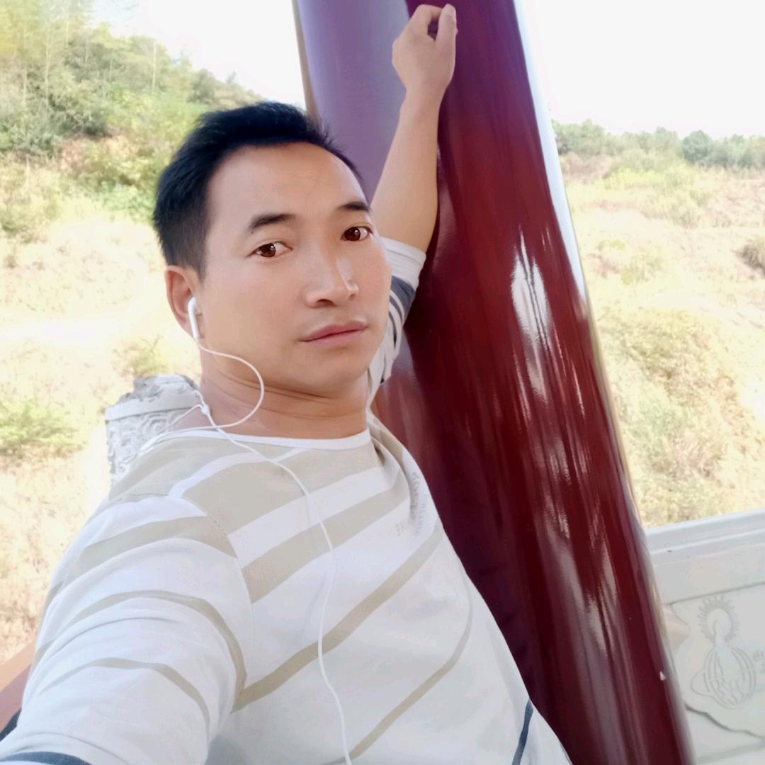 PE塑料颗粒生产厂家有老板需要联系