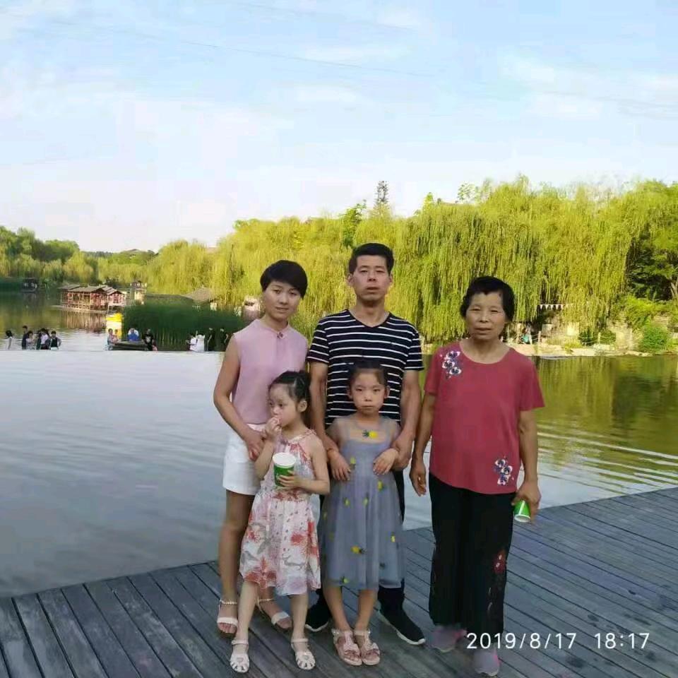 超越群众