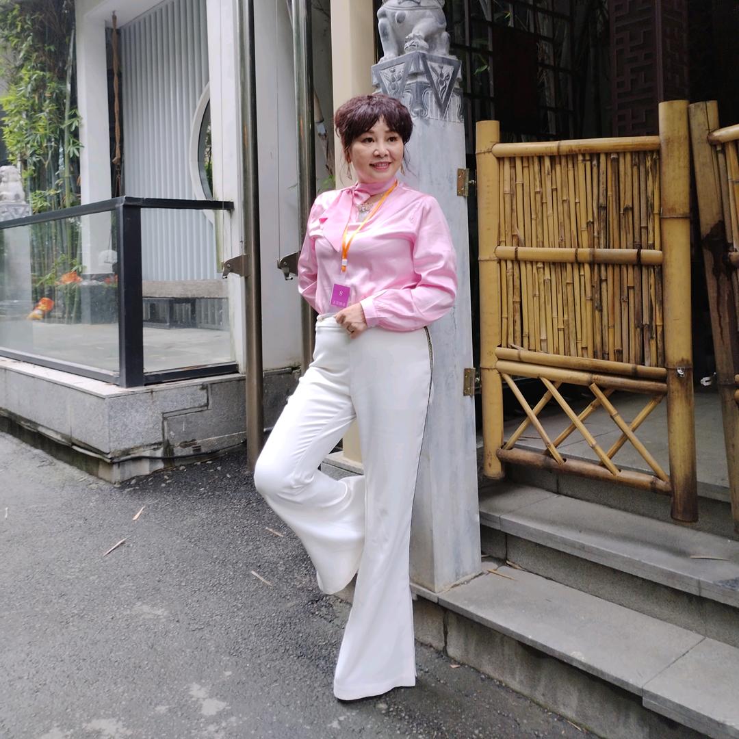 戴丽莎