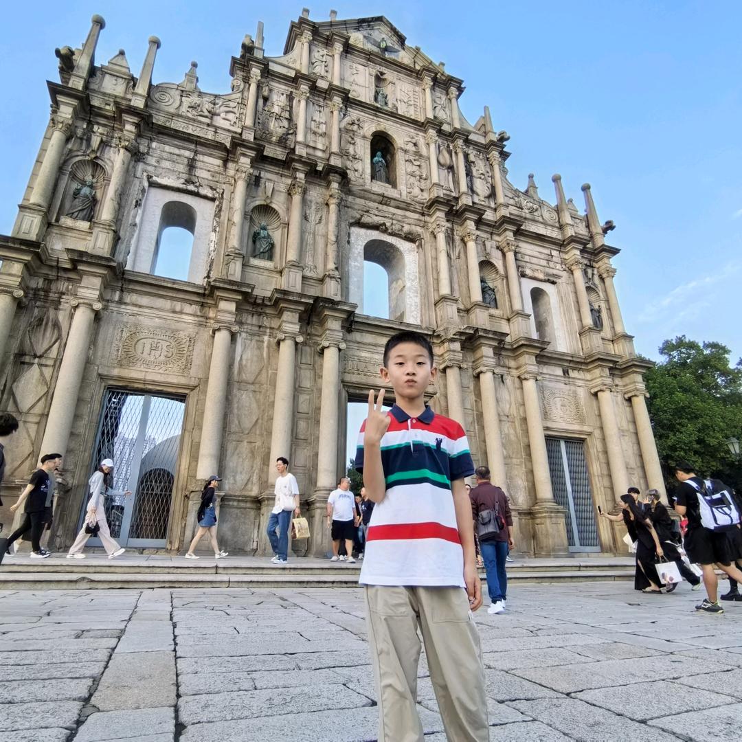 少年刘哥