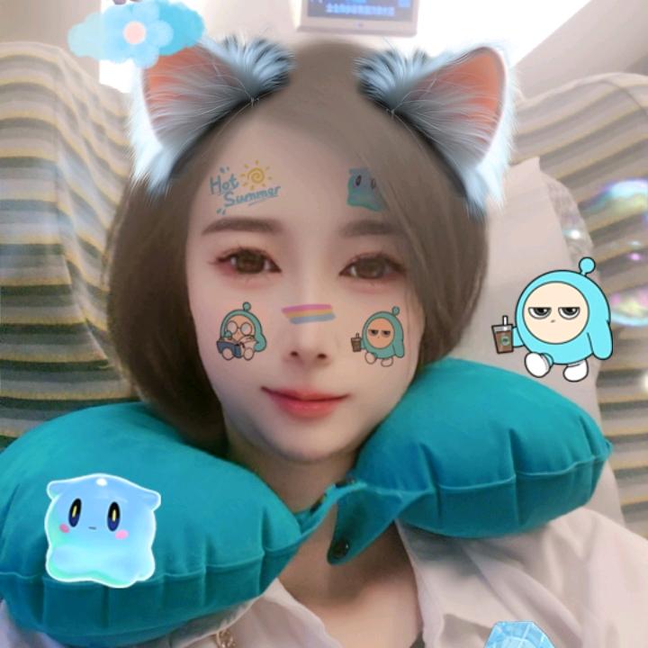 龙工叉车曲靖店