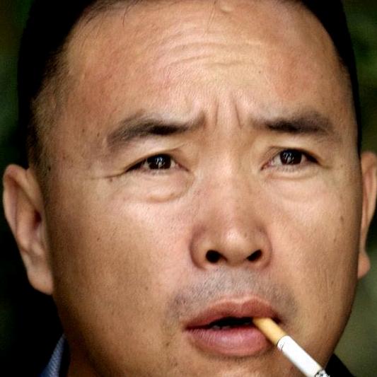 吃咸萝卜操淡心