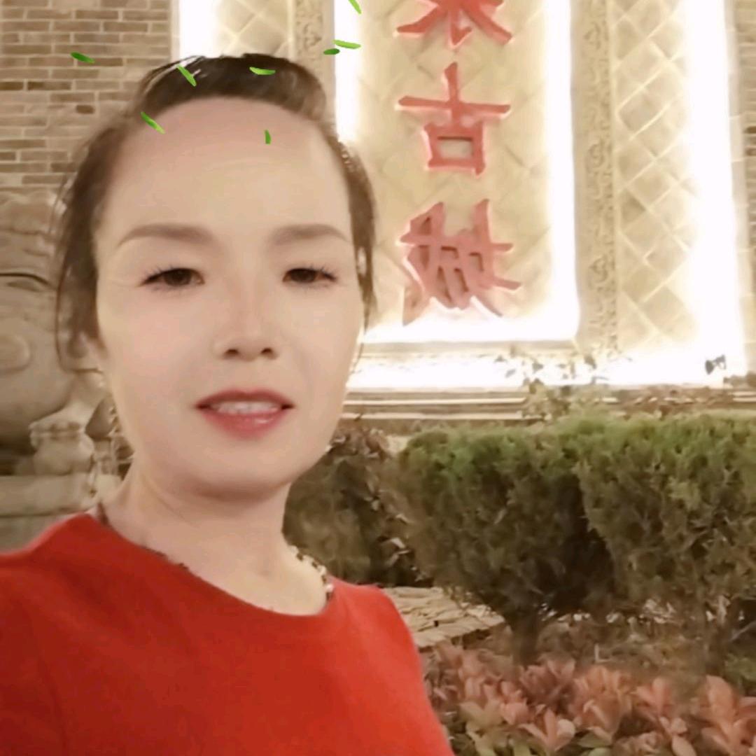 小苹果《爱跳舞》