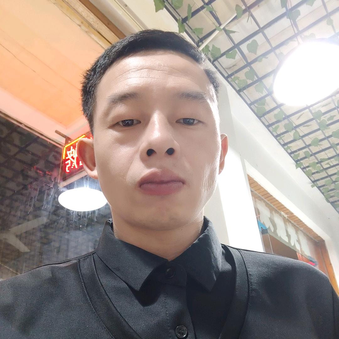 我是聆听者有需求的都可以找我当你诉说