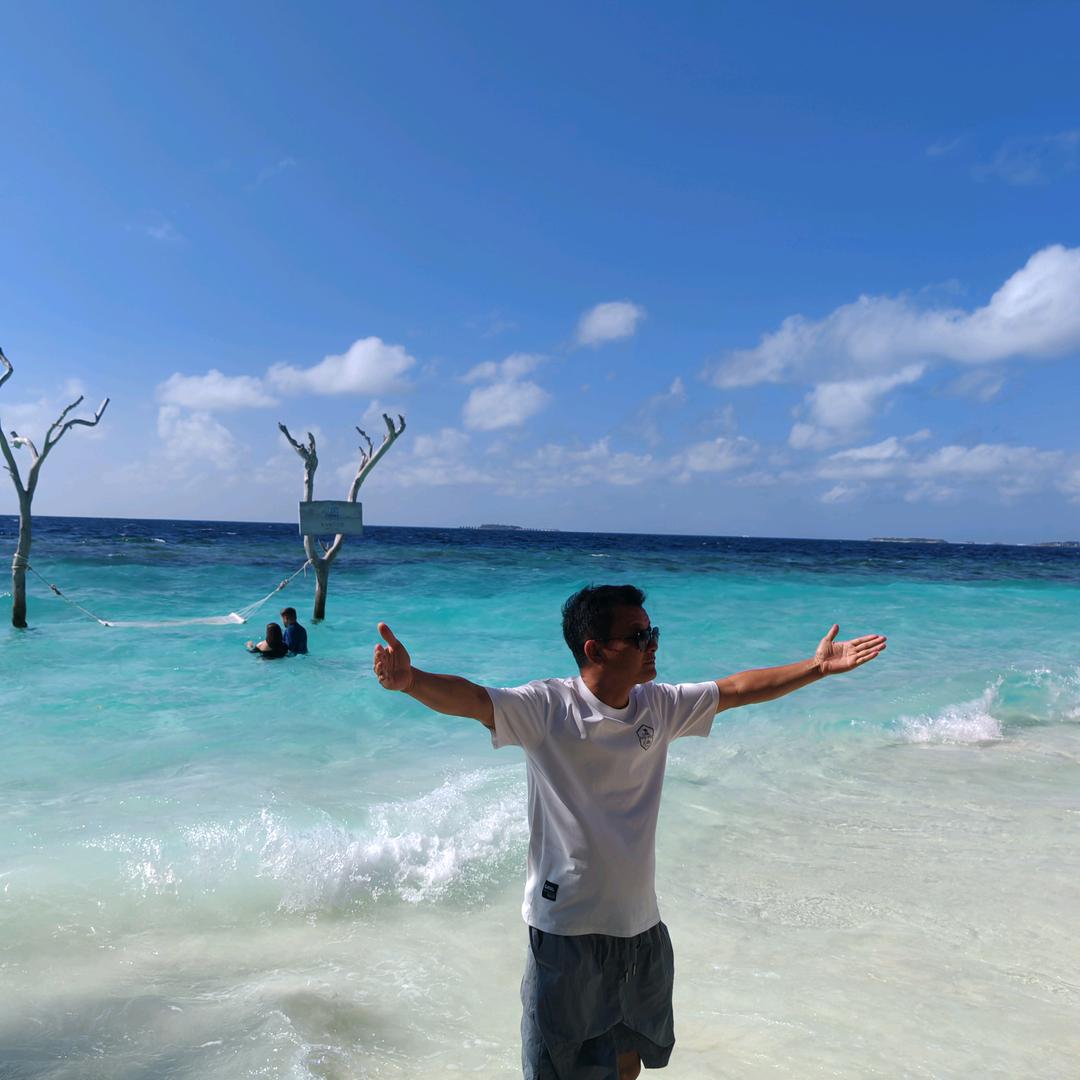 环游 🌏世界  找自己