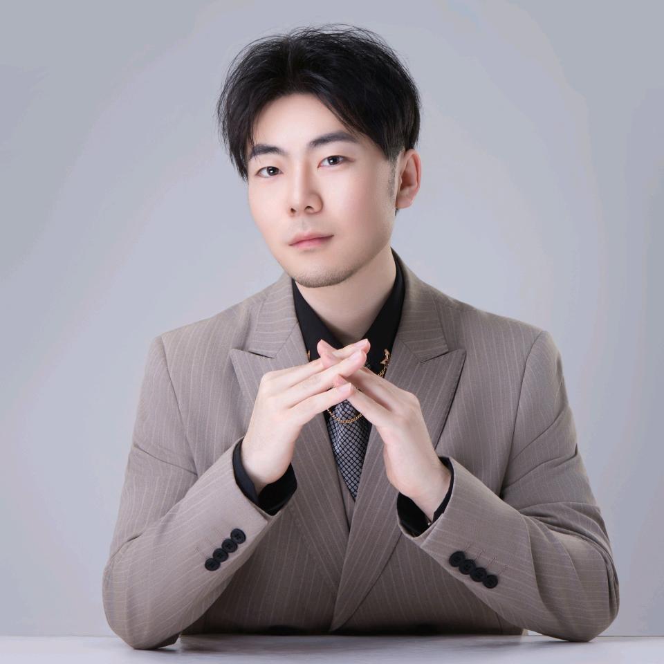 秋拾（春筱咨询）