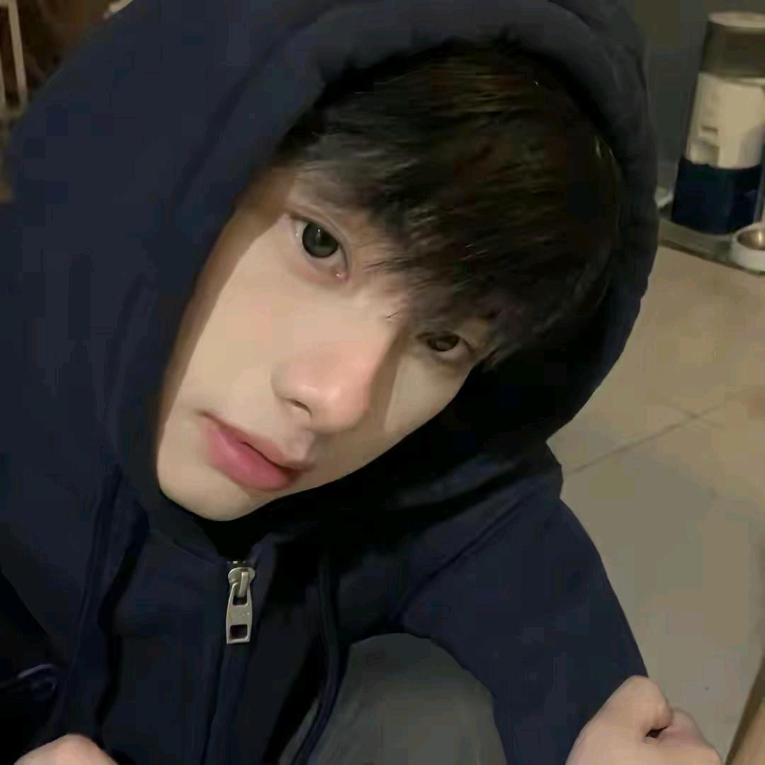 帅哥哪有坏心思