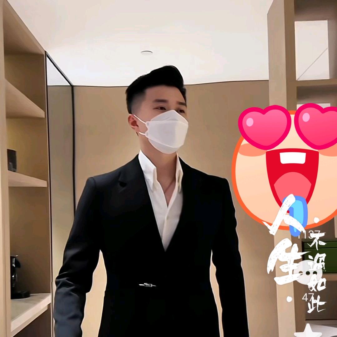 🫥配不上你的深情🫥