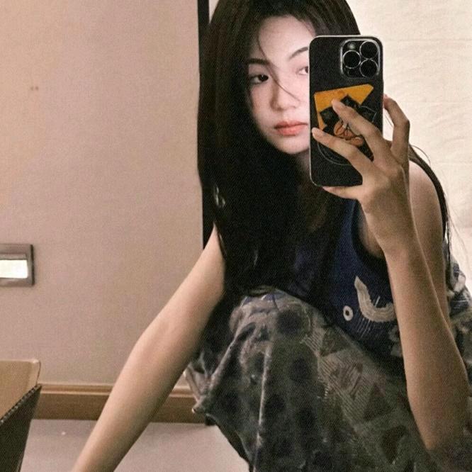 爱吃螺蛳粉的小瑞