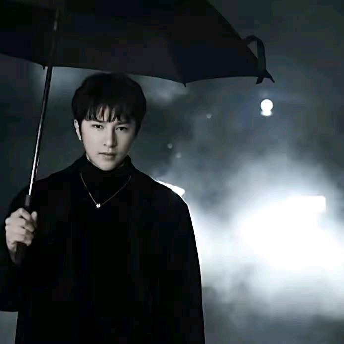 ღོ  __ᵔvᵔ =😊