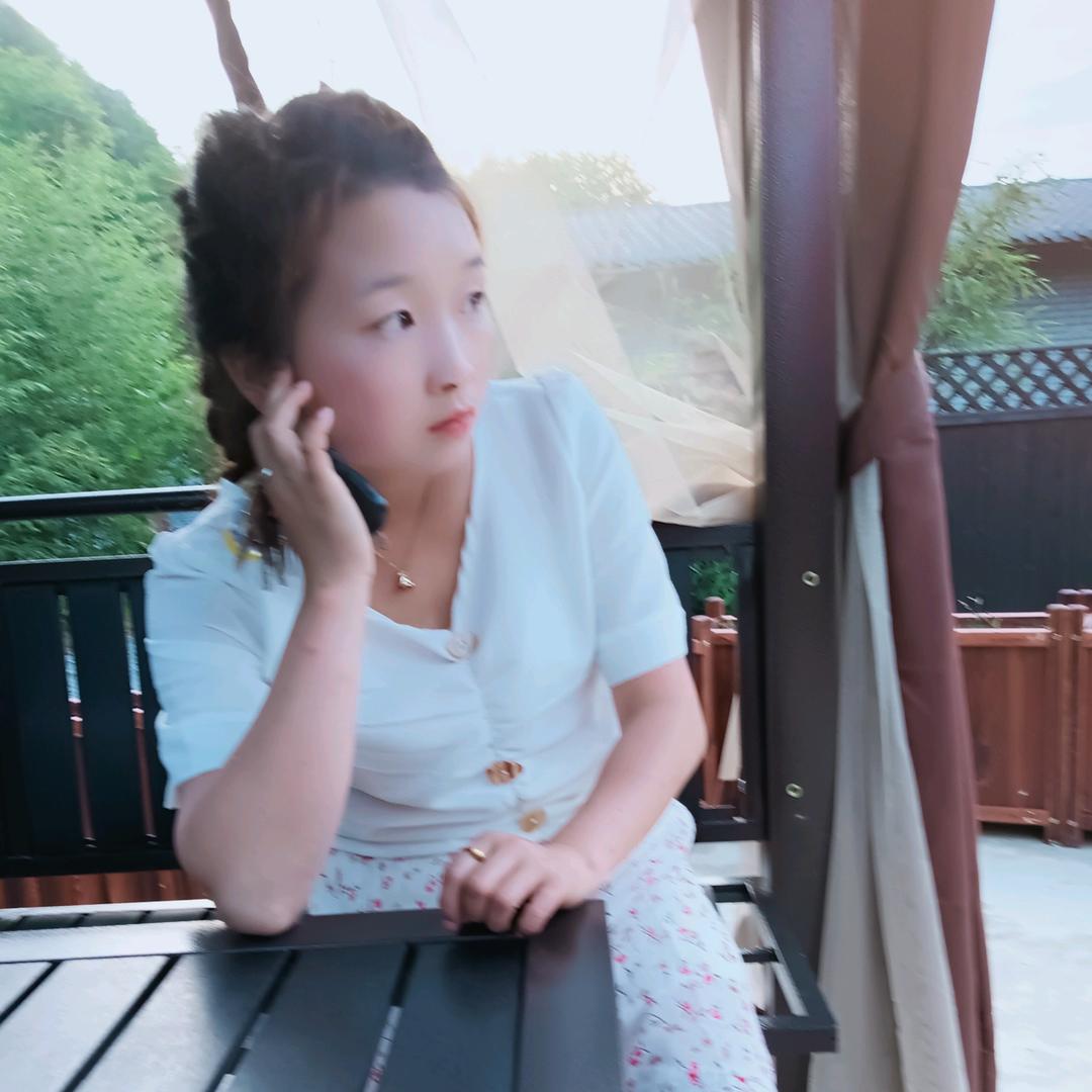 💋欢宝(★^O^★)