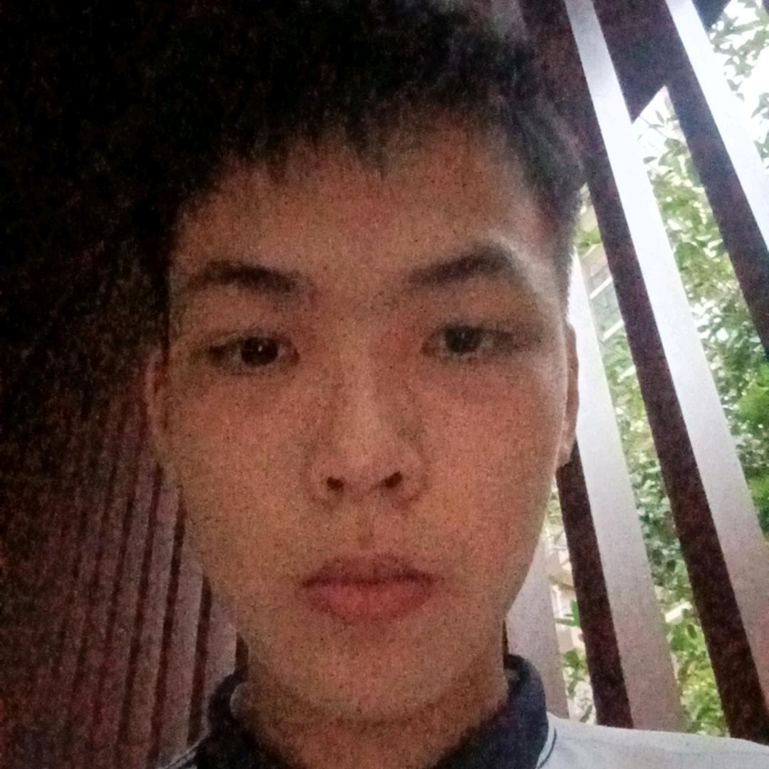黄盛新