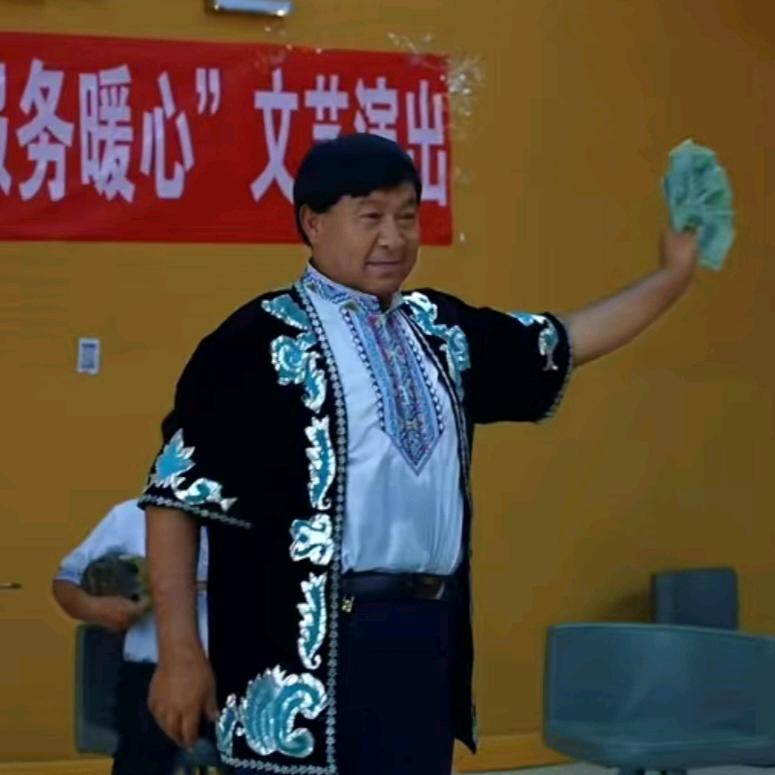 图尔贡魔术师
