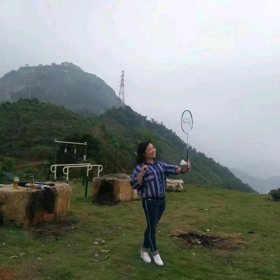 阿稿二手车行