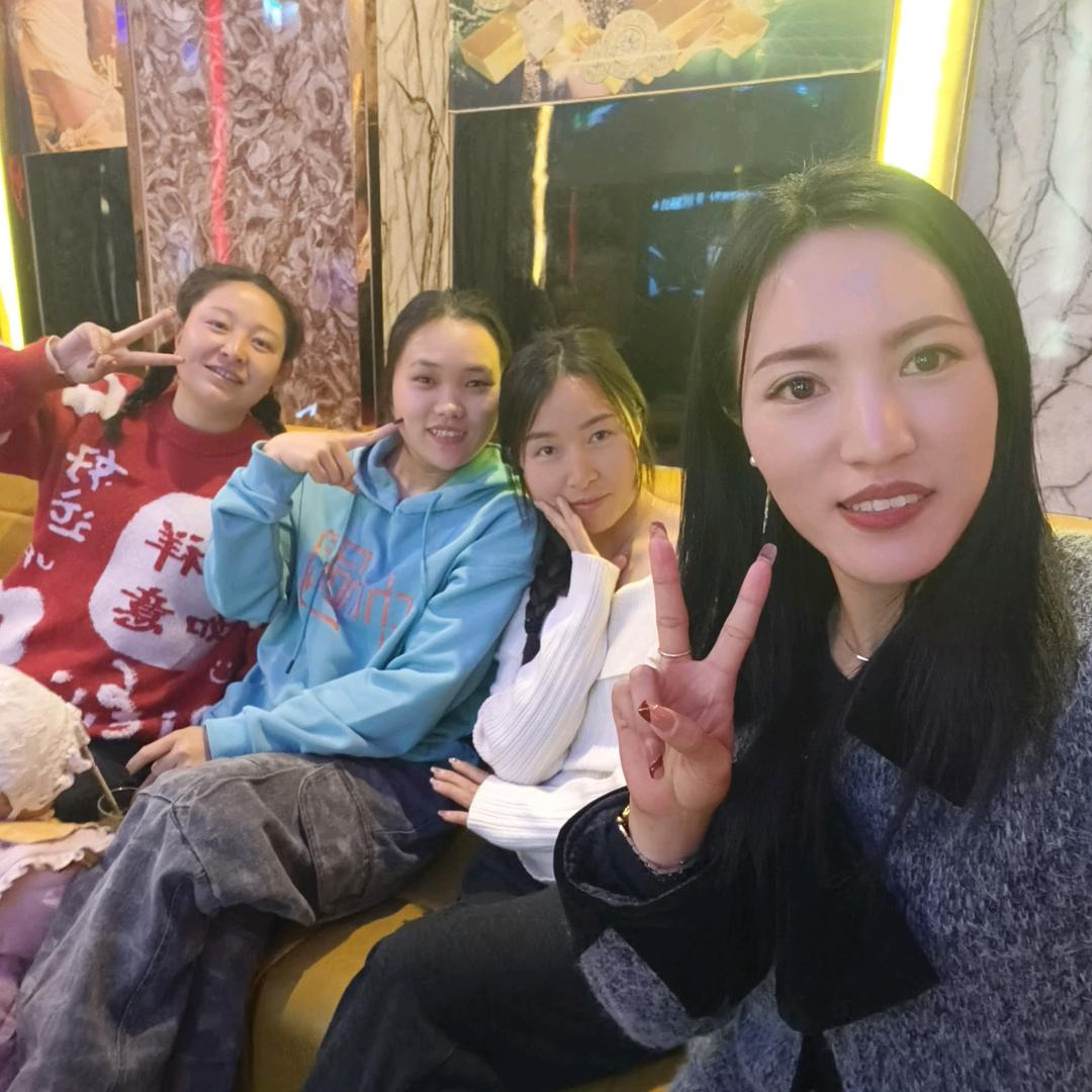 果粒陈 ☻☻🍊