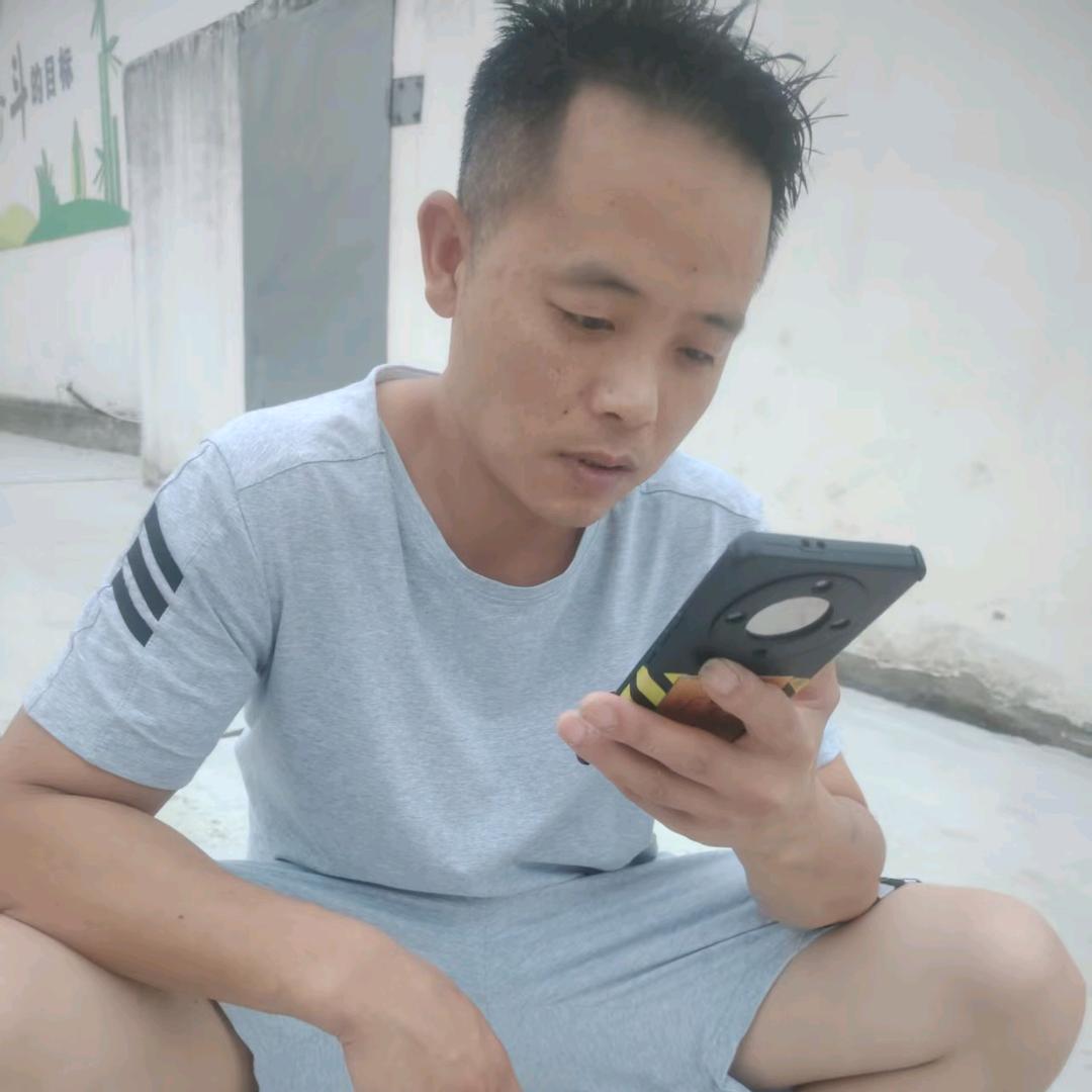 不求大富大贵，但求平平安安