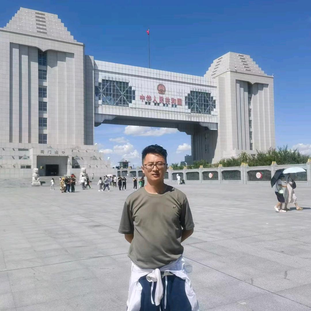 宏图门窗眼镜哥