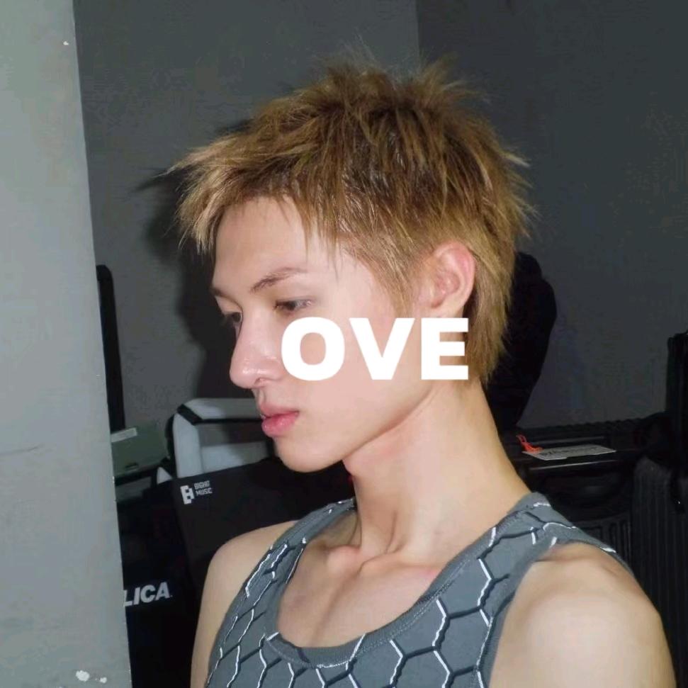 🌈草莓味的羊肉串