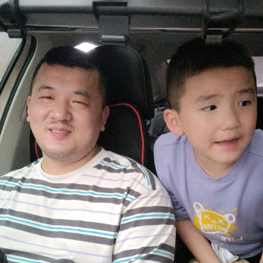 红衣的欧尼