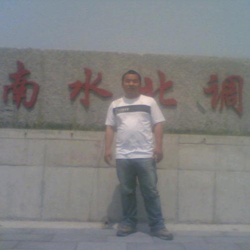 后望峰挖机  杨