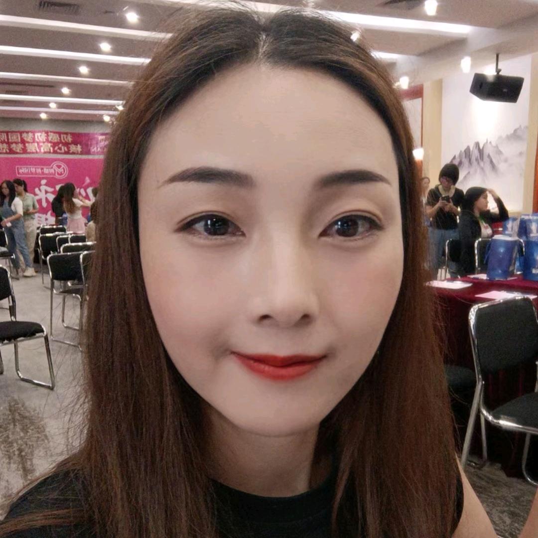 飞艳