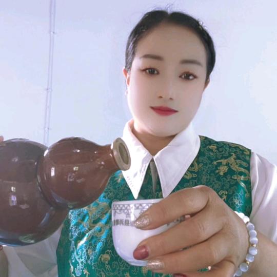 海瑟主播。