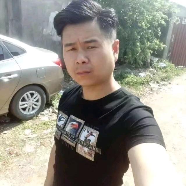 孤单的，蜡笔小新。