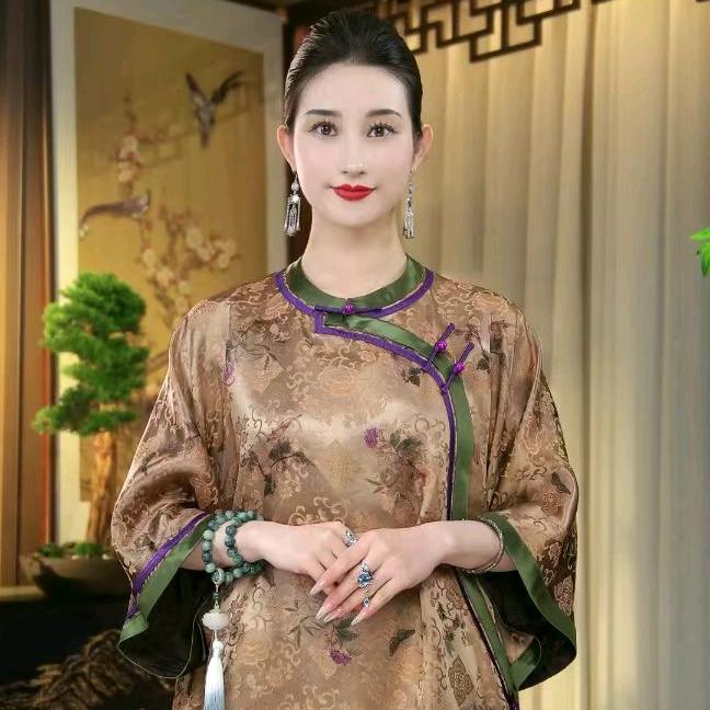 婉兮裳衣坊